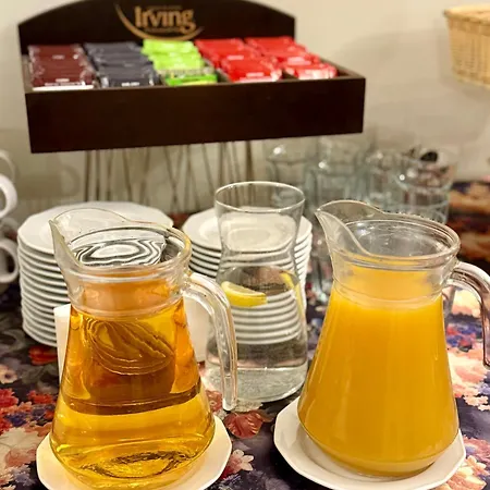 Pałac Nad Jeziorem Nocleg ze śniadaniem