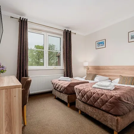 Bed and breakfast Palac Nad Jeziorem Chociwel