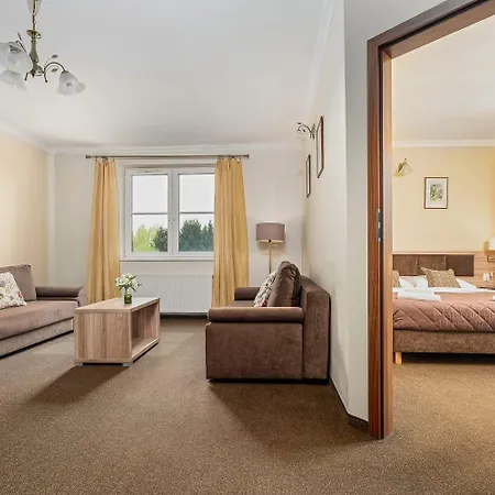 Pałac Nad Jeziorem Nocleg ze śniadaniem