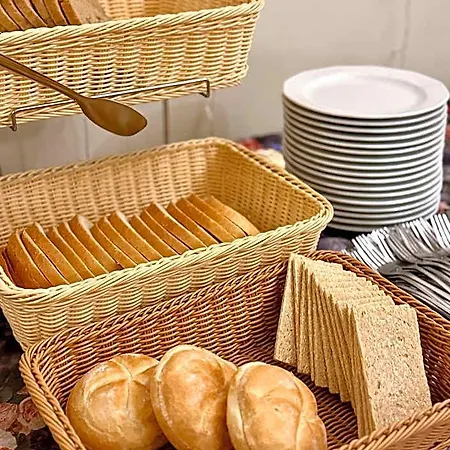 Palac Nad Jeziorem Bed & Breakfast