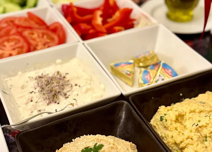 Palac Nad Jeziorem Chociwel